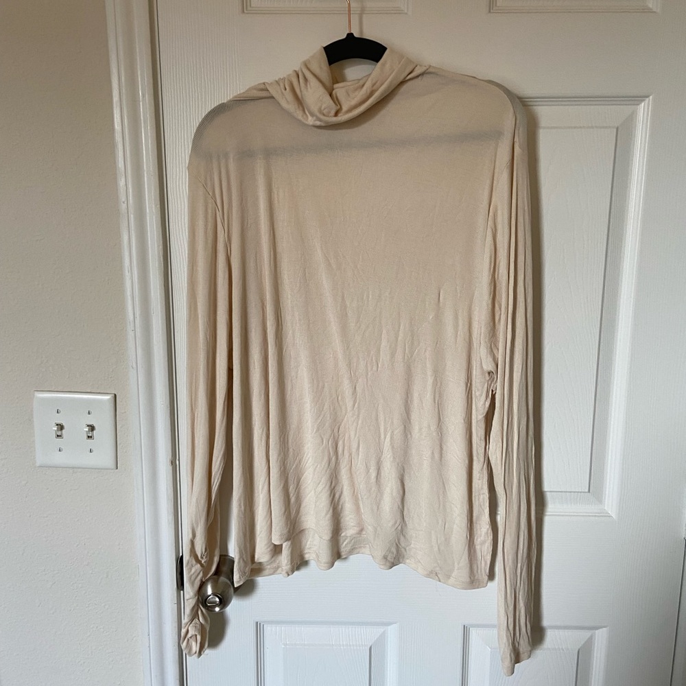 Fabletics turtleneck